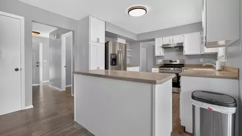 Kitchen - 1014 Chicory Ln, Bloomington, IL 61704 photo 2 of 4