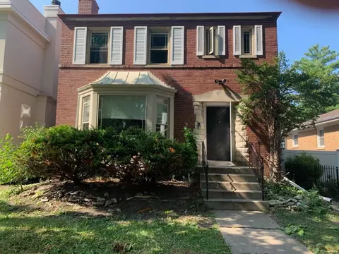 4940 Estes Ave, Skokie, IL 60077
