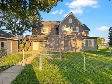 4002 W Rock Falls Rd, Rock Falls, IL 61071