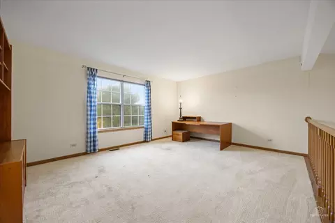 Living - 513 Eastwick Ln, Bartlett, IL 60103 photo 5 of 6