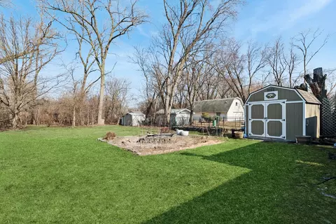Exterior - 3900 W 155th St, Markham, IL 60428 photo 5 of 5