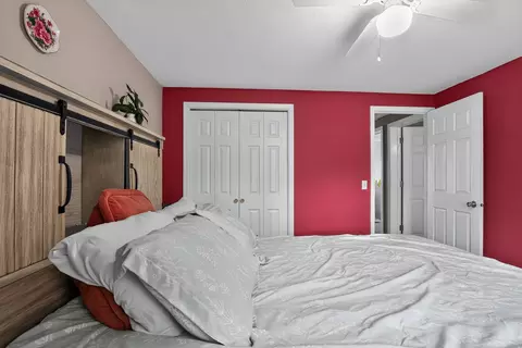 Bedroom - 1904 Baintree Rd, Davis, IL 61019 photo 4 of 7