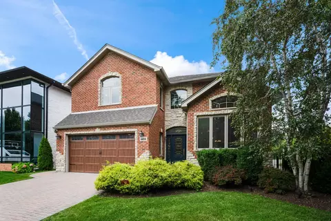 6834 N Kedvale Ave, Lincolnwood, IL 60712