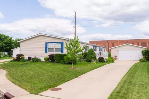814 S Eleventh St, Dekalb, IL 60115