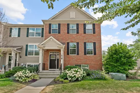 538 Cimmaron Cir, Crystal Lake, IL 60012