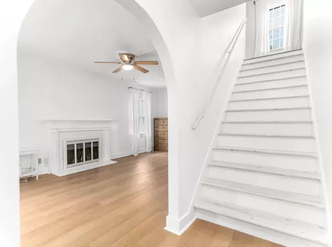 Entry Way - 1029 Front St, Aurora, IL 60505 photo 1 of 1