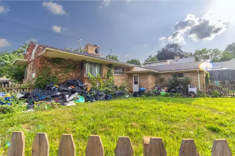 Exterior - 2808 E State St, Rockford, IL 61108 photo 6 of 10