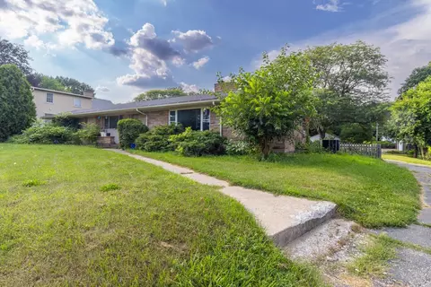 Exterior - 2808 E State St, Rockford, IL 61108 photo 3 of 10
