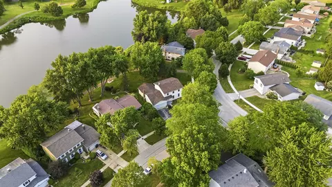View/Area - 1080 Dresden Dr, Hoffman Estates, IL 60192 photo 2 of 2