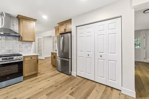 Other - 1080 Dresden Dr, Hoffman Estates, IL 60192 photo 2 of 8