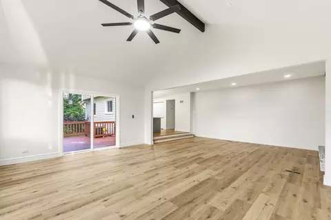 Living - 1080 Dresden Dr, Hoffman Estates, IL 60192 photo 7 of 7