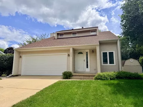 2802 Susan Stone Dr, Urbana, IL 61802