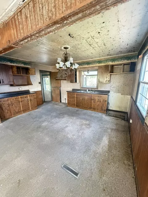 Kitchen - 3012 Phillips Ave, Steger, IL 60475 photo 1 of 1