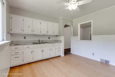 7 N S151 N Eola Rd, Aurora, IL 60502 photo 6