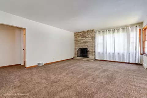 7 N S151 N Eola Rd, Aurora, IL 60502 photo 4