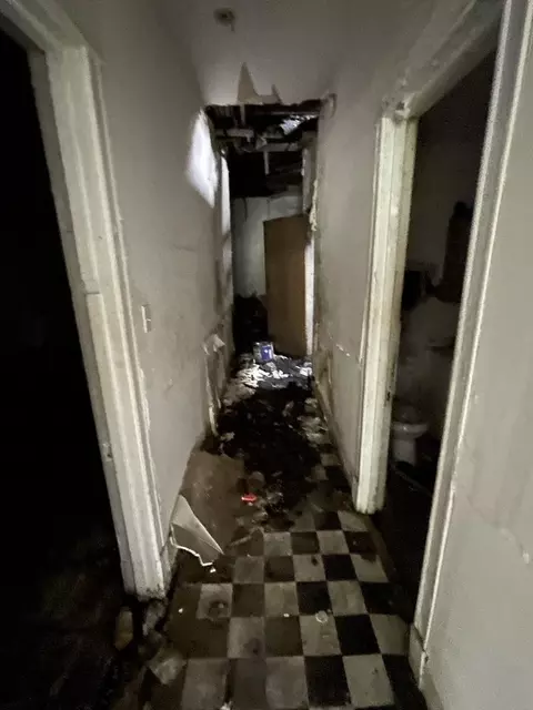 Entry Way - 6036 S Marshfield Ave, Chicago, IL 60636 photo 2 of 3