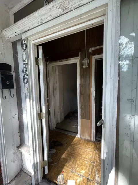 Entry Way - 6036 S Marshfield Ave, Chicago, IL 60636 photo 1 of 3