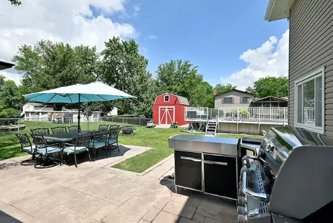 Exterior - 101 E Bryn Mawr Ave, Itasca, IL 60143 photo 3 of 7