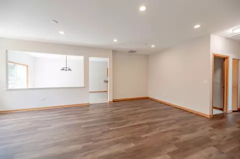 Living - 21366 W Juniper Ln, Plainfield, IL 60544 photo 2 of 2