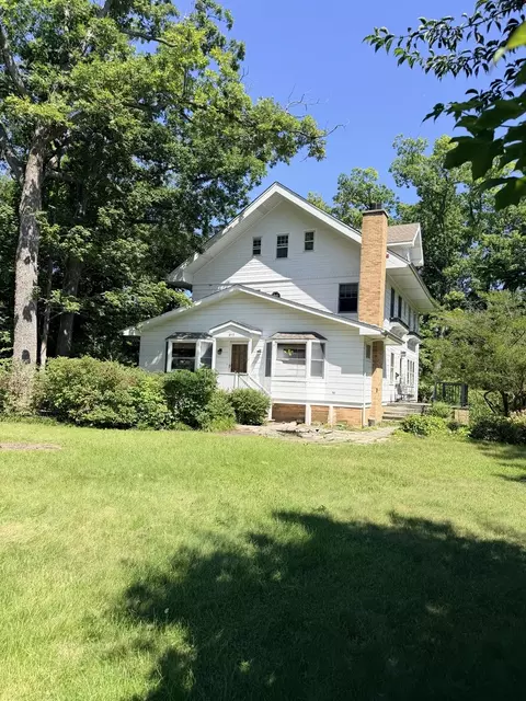 915 Baldwin Rd, Highland Park, IL 60035
