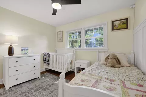 Bedroom - 528 Kipling Ct, Wheaton, IL 60187 photo 6 of 7