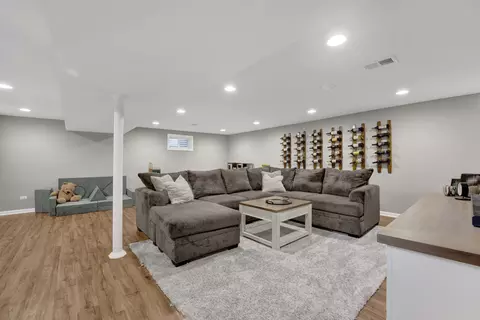 Other - 528 Kipling Ct, Wheaton, IL 60187 photo 7 of 11