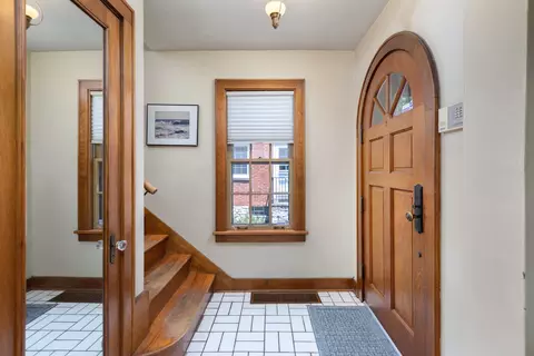 Entry Way - 815 N Eagle St, Naperville, IL 60563 photo 3 of 6