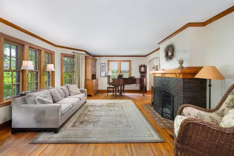 Living - 815 N Eagle St, Naperville, IL 60563 photo 1 of 5