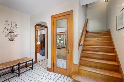 Entry Way - 815 N Eagle St, Naperville, IL 60563 photo 2 of 6