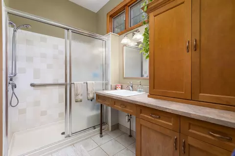 Bath - 815 N Eagle St, Naperville, IL 60563 photo 2 of 4