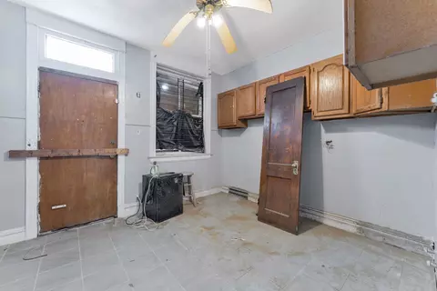 Kitchen - 6505 S Peoria St, Chicago, IL 60621 photo 1 of 2