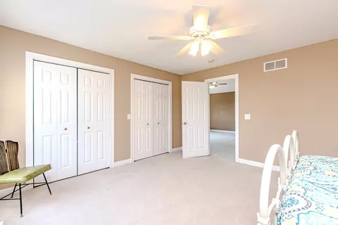 Bedroom - 2334 Cascade Ct, Normal, IL 61761 photo 6 of 11