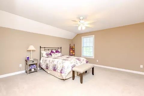 Bedroom - 2334 Cascade Ct, Normal, IL 61761 photo 7 of 11