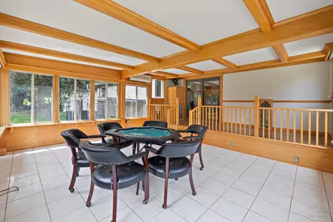 Exterior - 847 Hemlock Dr, Sleepy Hollow, IL 60118 photo 4 of 10