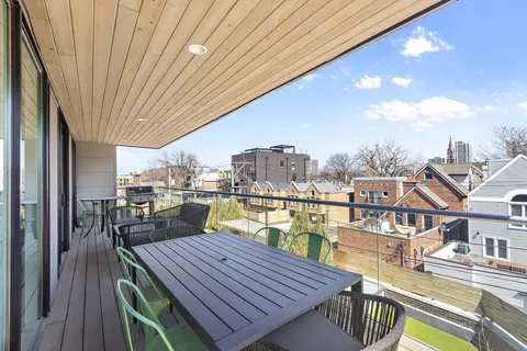Exterior - Undisclosed, Chicago, IL 60614 photo 3 of 3