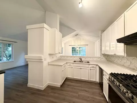 Kitchen - 99 Cantal Ct, Wheeling, IL 60090 photo 1 of 2