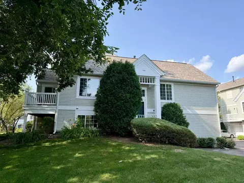 Exterior - 99 Cantal Ct, Wheeling, IL 60090 photo 2 of 3