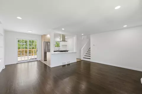 Living - 2524 Allison Ct, Glenview, IL 60025 photo 4 of 8