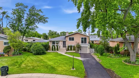 View/Area - 2524 Allison Ct, Glenview, IL 60025 photo 1 of 3