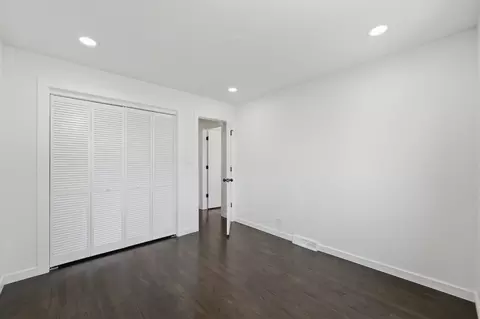 Bedroom - 2524 Allison Ct, Glenview, IL 60025 photo 7 of 10