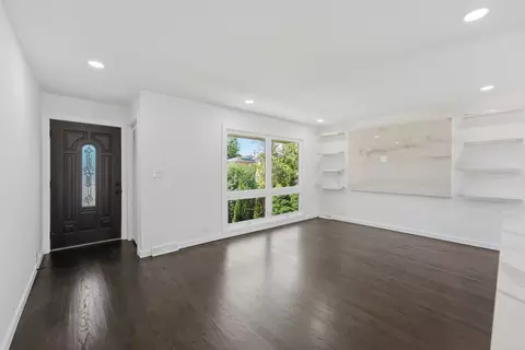 Living - 2524 Allison Ct, Glenview, IL 60025 photo 1 of 8