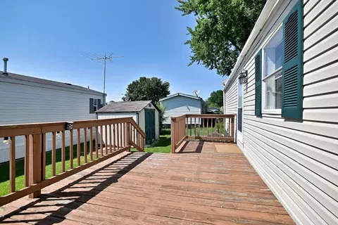 104 9th Ave, Bartlett, IL 60103 photo 3