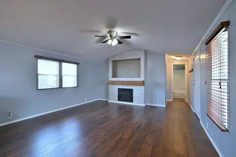 104 9th Ave, Bartlett, IL 60103 photo 10