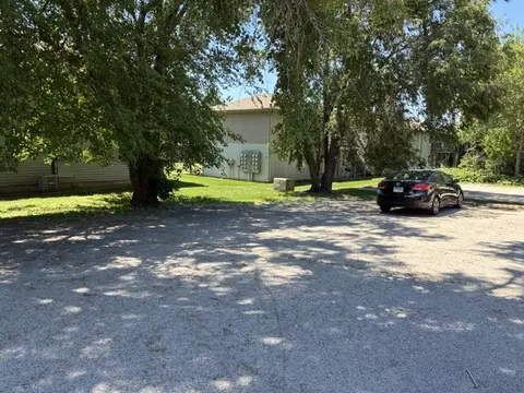 1503 Ensign Dr, Normal, IL 61761 photo 5