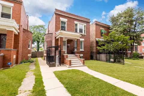 7006 S Calumet Ave, Chicago, IL 60637