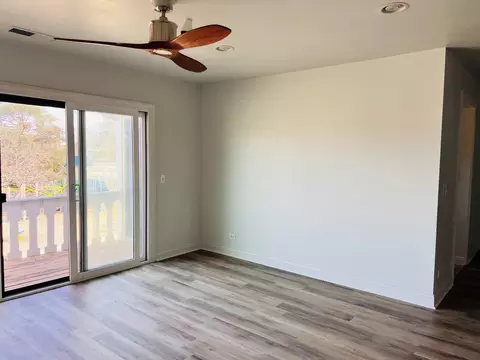 Living - 575 Greystone Ln #A2, Wheeling, IL 60090 photo 2 of 2