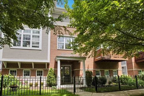 4922 S Cornell Ave, Chicago, IL 60615