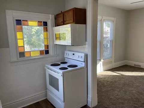 Kitchen - 511 Douglas St, Bloomington, IL 61701 photo 5 of 5