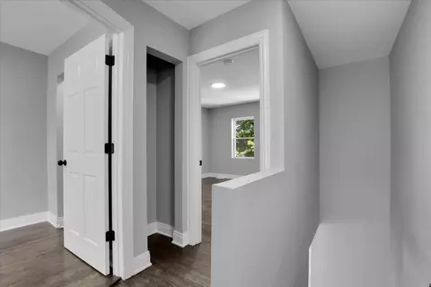 Entry Way - 735 E 105th St, Chicago, IL 60628 photo 1 of 2