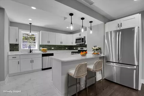 Kitchen - 735 E 105th St, Chicago, IL 60628 photo 1 of 6